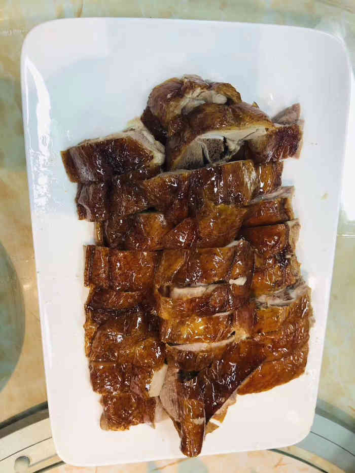 大塘烧鹅(绿地中央广场店)-"绿地这家大塘烧鹅很正,相对周边,价格偏高