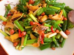 -鸿运美食府