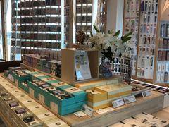 -猫的天空之城概念书店(北戴河蔚蓝海岸店)