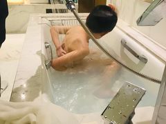 -上海滴水湖皇冠假日酒店