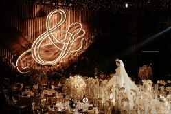 -Color卡诺婚纱礼服馆(南京严选店)