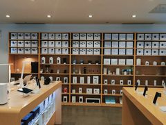 -华为授权体验店(万航渡路)