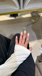 -丽心自助美甲美睫