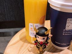 NFC鲜榨橙汁-瑞幸咖啡(新世界中心店)