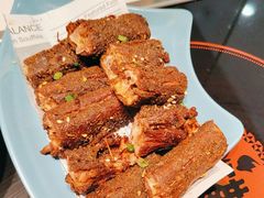 -黄记煌三汁焖锅(新佳丽江汉路店)