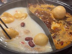 -鹿鸣山草本茶香火锅(园西路店)