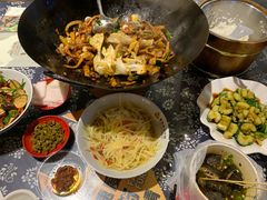 -富正毅三下锅·湘西韵味(天门山索道店)