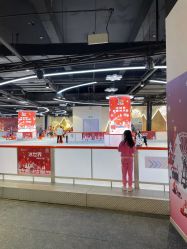 点击看大图 -冰世界真冰场(欢乐汇店)
