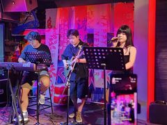 -8+1粤语·Live house