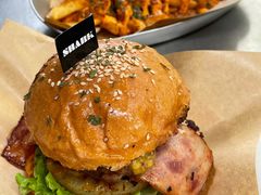 夏威夷牛肉汉堡-shark burger·鲨鱼汉堡(交子大道店)