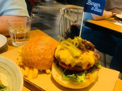 -The Diner X餐厅(青岛万象城店)