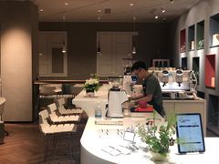 -潮一不贰·法式甜品·生日蛋糕·西式简餐(外滩店)