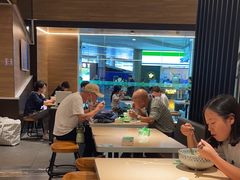 -蒙自源米线大王(东站店)