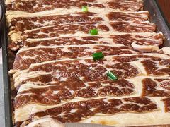 -草家酱蟹炭火烤肉店(珲春南路一店)
