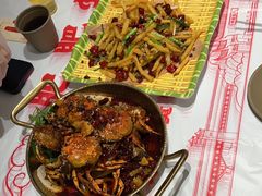 -肥肥虾庄·金牌油焖大虾(汉口城市广场店)