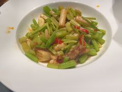-江宴渔村·鱼鲜土菜(紫荆广场店)