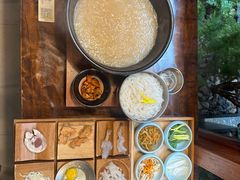 -银米·云南传统过桥米线(双廊黑金冠店)