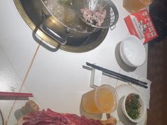 -牛人日志·鲜牛肉骨汤火锅(万科里瑧店)