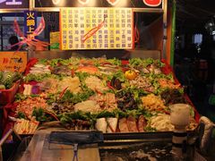 -六合夜市