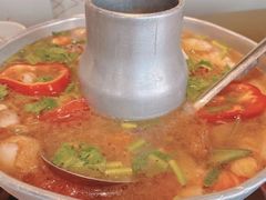 -大头虾越式风味餐厅(光明广场店)