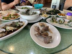 -鹏城人家海鲜酒家·23年老字号(较场尾店)