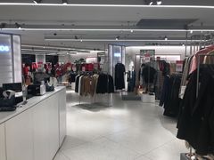 -ZARA(大上海时代广场店)