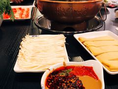 -楼外楼大刀肉传统火锅居(繁荣路店)