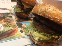 -The Habit Burger Grill 哈比特汉堡(复兴soho店)