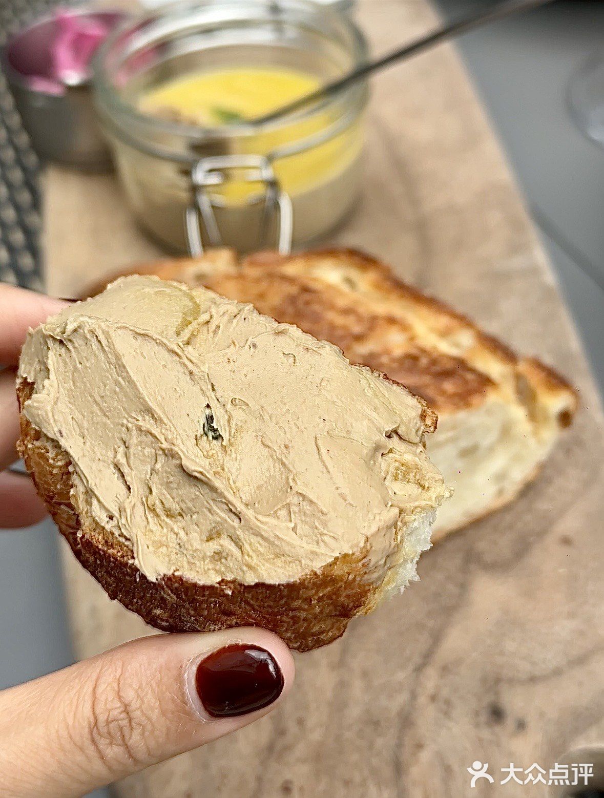 T骨牛排还不错，不过建议早点去！！！