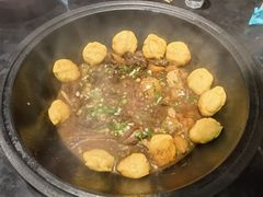 -雪乡人家东北菜·铁锅炖一切(高斯路店)