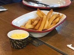 -Tube station站点比萨(王府井百货店)
