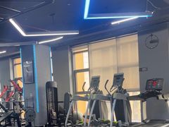 -豪思成DK健身私教连锁(凯乐国际店)
