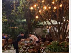 -Lam Vien Restaurant