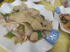干豆腐肉丝-故乡明太鱼屋(航北路店)