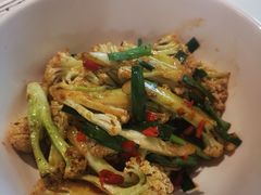 -味上湘菜馆(阿波罗店)