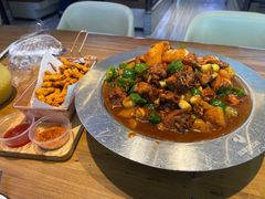 -俭寨大盘鸡·手抓肉·烧烤新疆菜(乌苏路店)