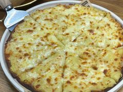 -Dragon Pizza•圆脸龙披萨·牛排餐厅