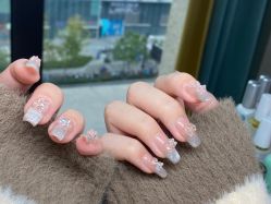 -UGIRL有个美甲