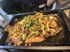-俏巴妹烤鱼香锅(奥体店)