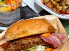 安格斯牛肉芝士堡-魏家凉皮(博水商务大厦店)