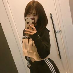 -时尚殿堂明星门店