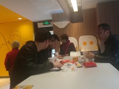 大堂-麦当劳(新达汇三林店)