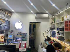 -修卜凡二手严选店·手机维修·回收租赁(川沙地铁站店)