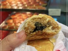 -香港元朗荣华月饼(十八甫路店)