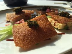 鱼子乳猪-金轩中餐厅 Jin Xuan(浦东丽思卡尔顿酒店)