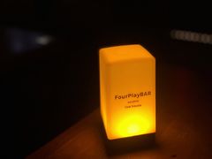 -FOUR PLAY BAR