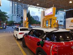 -冠德石油威程加油站