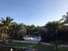 -三亚湾海居铂尔曼度假酒店