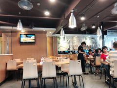 大堂-裕记烧腊连锁餐饮(外马分店)