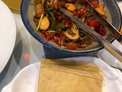 -蓝海国际大饭店·蓝钻自助百汇(兰山店)